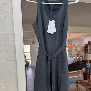 Eileen Fisher Dark Charcoal/Soft Black Linen w belt. New w/tags 14P